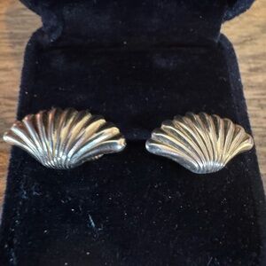 Gold Shell Earrings